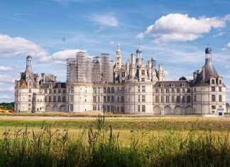 Chiêm ngưỡng vẻ đẹp lộng lẫy của lâu đài Château de Chambord – Pháp Chiêm ngưỡng vẻ đẹp lộng lẫy của lâu đài Château de Chambord - Pháp